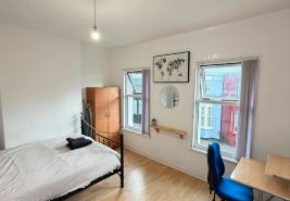 Cosy Liverpool Gem for a Relaxing Getaway