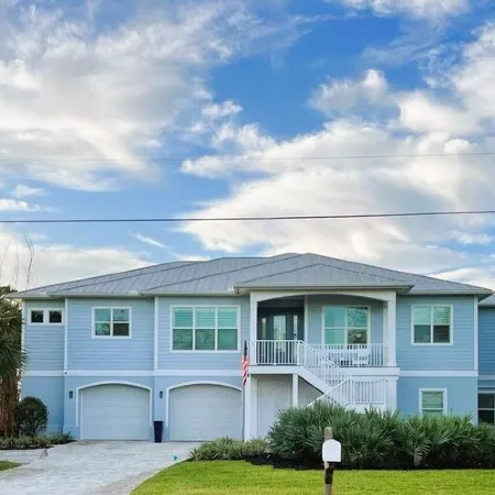 Sanibel Spacious Lakefront Retreat, Steps to Scenic Shores,Shelling and Fishing
