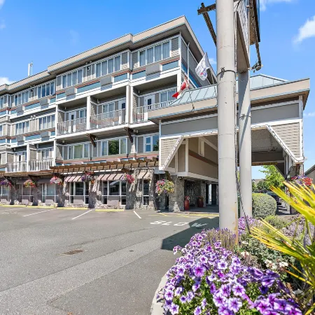 Days Inn by Wyndham Victoria Airport Sidney