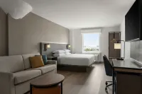 Four Points by Sheraton Newark Airport - bar
