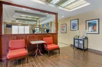 Comfort Inn Blacksburg University Area - Bãi đậu xe