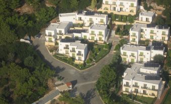 Pefkos Beach Studios & Apartments
