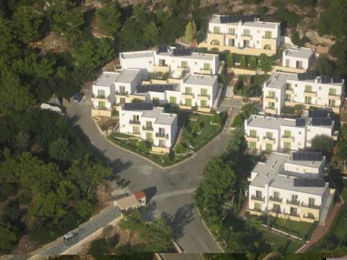 Pefkos Beach Studios & Apartments - parking