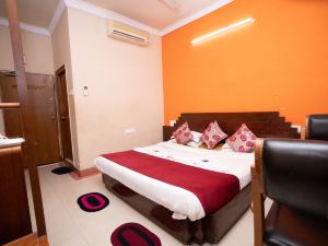 Hotel Sangeetha Grand