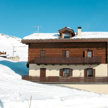 Casa Crapena