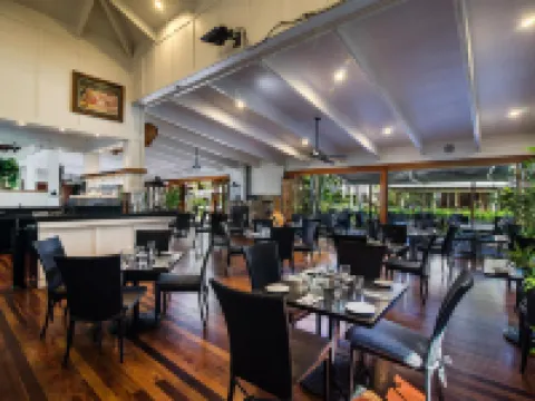 South Pacific Resort & Spa Noosa Hotels in Noosaville