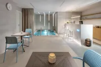Mamaison Residence Downtown Prague - Pools