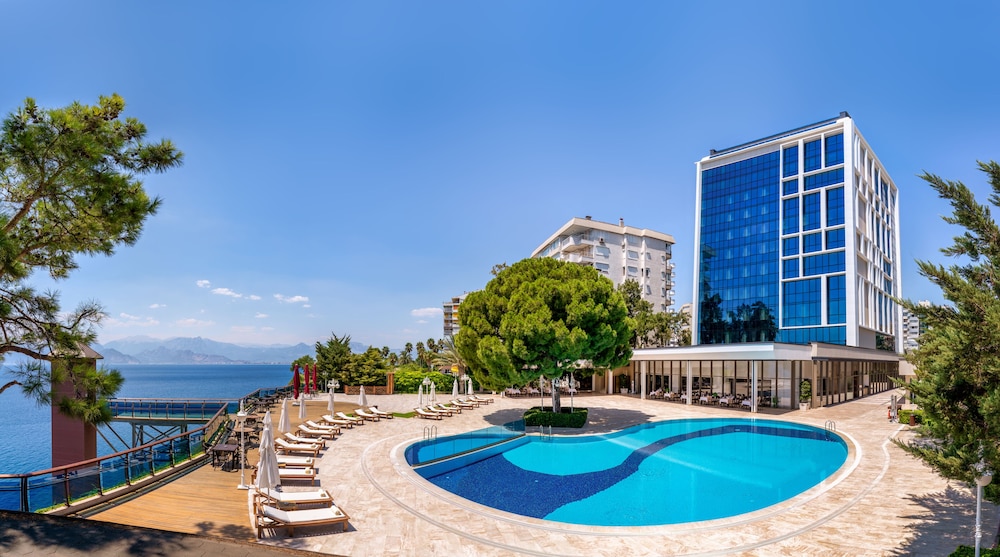 Antalya Hotel Resort and Spa