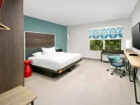 Tru by Hilton Tallahassee Central Hotels in Leon County