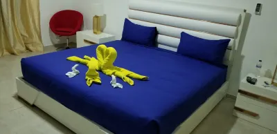 Villa de Colores 3 Rooms 5 King Beds