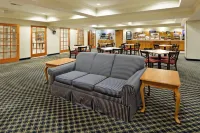 Holiday Inn Express & Suites Lancaster by IHG