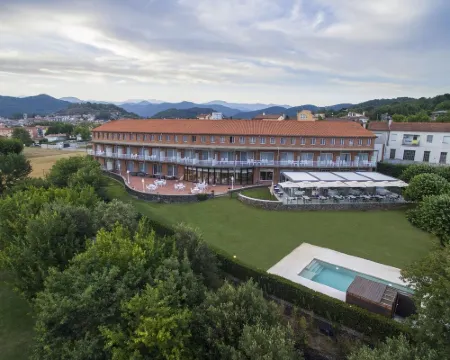 Hotel Riu Fluviá Hoteles en Olot