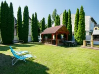 Big Thuja Hotels near Morzsa KERT