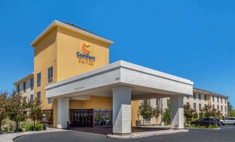 Comfort Suites Fernley