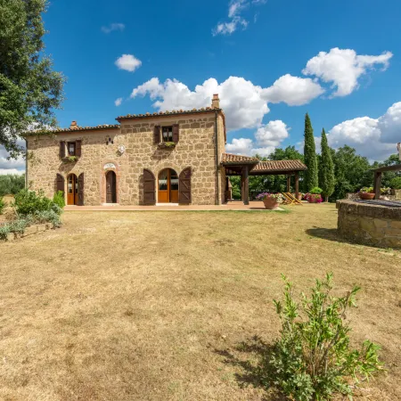 Casale Poggio Lupinaio