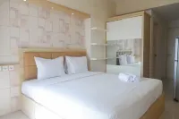 Comfortable and Well Appointed Studio Apartment Supermall Mansion فنادق في Sambikerep