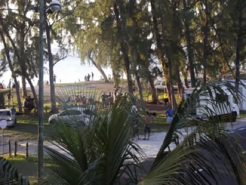 West Terraces Residence No 5 with Seafront Beachfront License No 13516 酒店