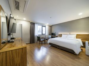 Anyang CNC Hotel