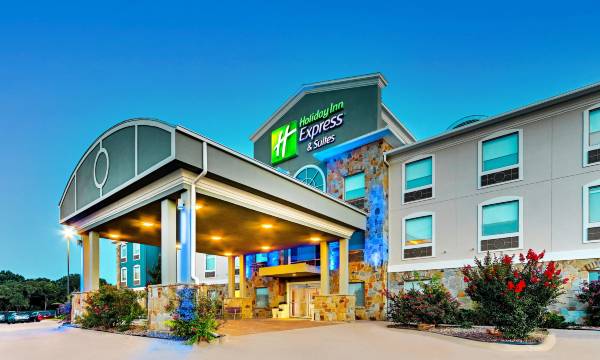 Holiday Inn Express & Suites Weatherford by IHG