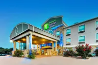 Holiday Inn Express & Suites Weatherford