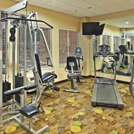 Holiday Inn Express & Suites MARSHALL by IHG