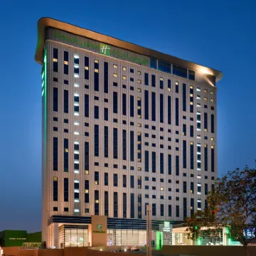 Holiday Inn & Suites DUBAI FESTIVAL CITY by IHG Hotels near iFly Dubai