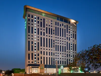 Holiday Inn & Suites Dubai Festival City Hotels near Al Saad Home Dubai Nadd Al Hamar