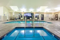 Staybridge Suites FAIRFIELD NAPA VALLEY AREA by IHG - Pools