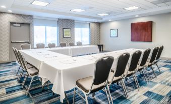 Holiday Inn Express & Suites Tappahannock