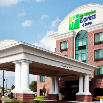 Holiday Inn Express & Suites WILMINGTON-NEWARK by IHG