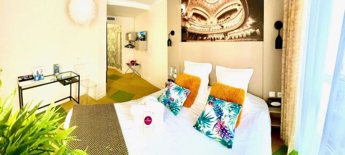 Kyriad Restaurant Centre Spa Vichy Hotels in Allier