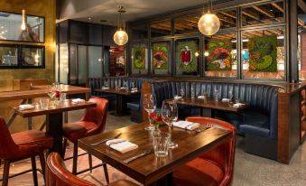 The Duniway Portland, A Hilton Hotel