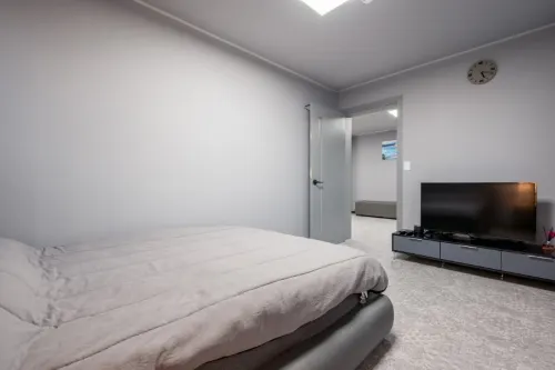 The Scent of Flowers in Paju