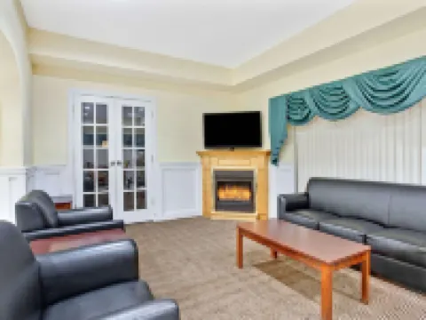 Days Inn & Suites by Wyndham Stockbridge South Atlanta Hotels in Stockbridge