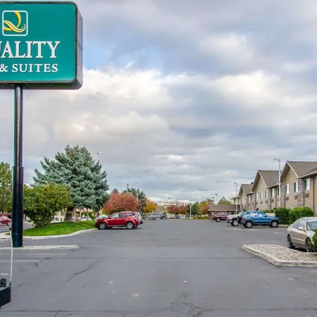 Quality Inn & Suites