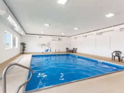 Quality Inn & Suites Hotels in Ferdinand