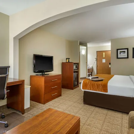 Comfort Inn & Suites Springfield I-44