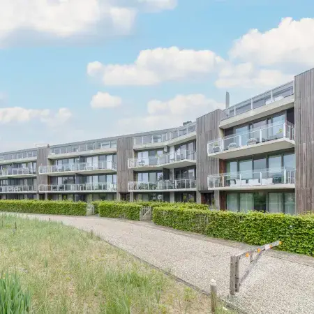 Duinenhof 18 with Parking