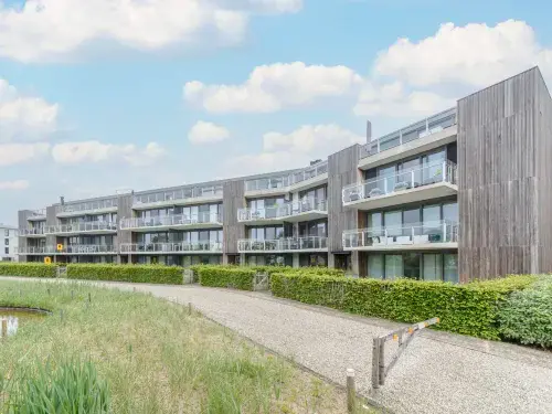 Duinenhof 18 with Parking