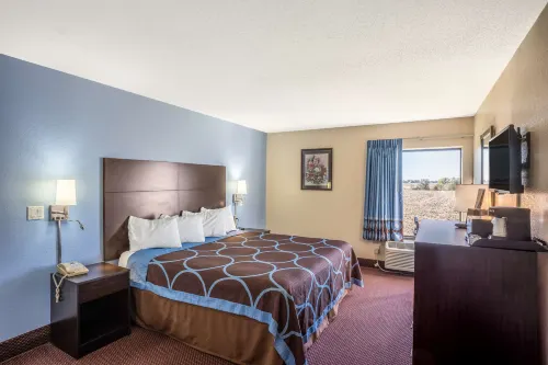 Super 8 by Wyndham Galesburg Hotels in Galesburg