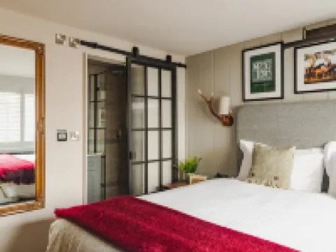Hare and Hounds Newbury Hotels in Newbury