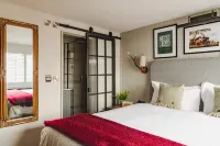 Hare and Hounds Newbury Hotels in Newbury