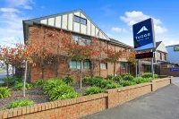 Waves Motel and Apartments Hotels in Warrnambool