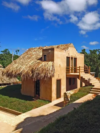 Axkan Palenque, Albercas, Gastronomia Mar y Tierra & Travel Agency