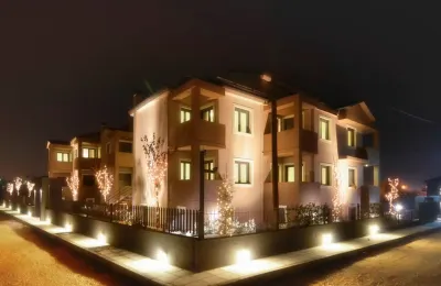 Ellopia Point Hotel Hotel a 