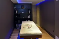 Cornaro Hotel - سبا