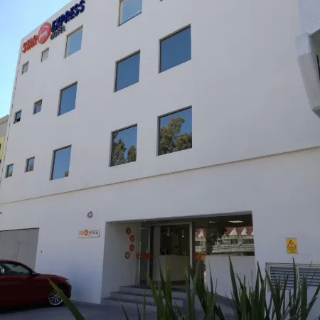 Hotel Star Express Puebla - Central Capu