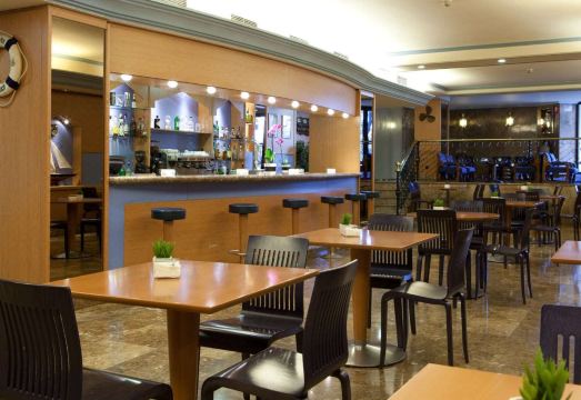 1. 아구마르 호텔..