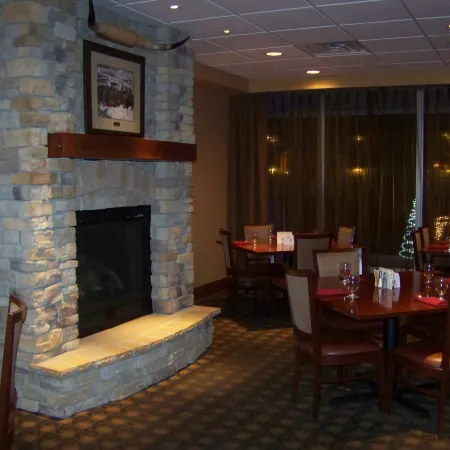 Norfolk Country Inn and Suites