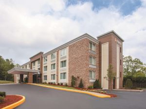 La Quinta Inn & Suites by Wyndham Sturbridge